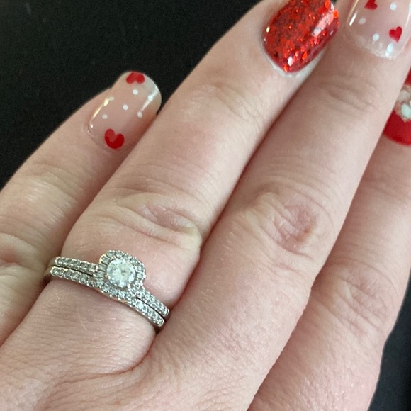 Kay Jewelers 3/8 Carat White Gold Wedding Ring Set - Picture 2 of 6